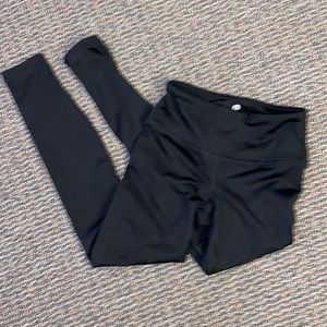 PLUSH BLACK LEGGINGS